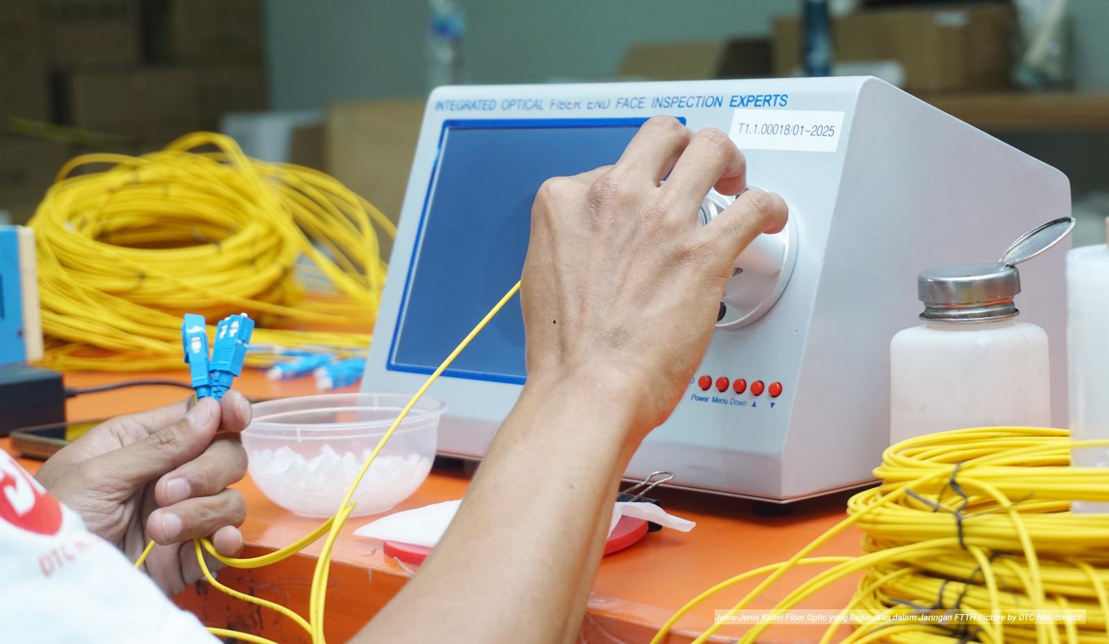 Jenis-Jenis Kabel Fiber Optic yang Digunakan  dalam Jaringan FTTH
