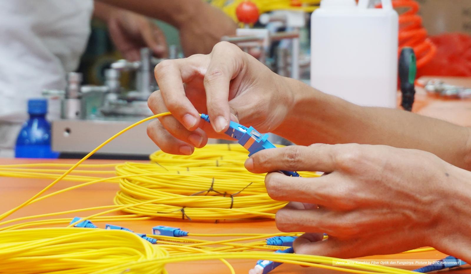 Jenis-Jenis Konektor Fiber Optik dan Fungsinya